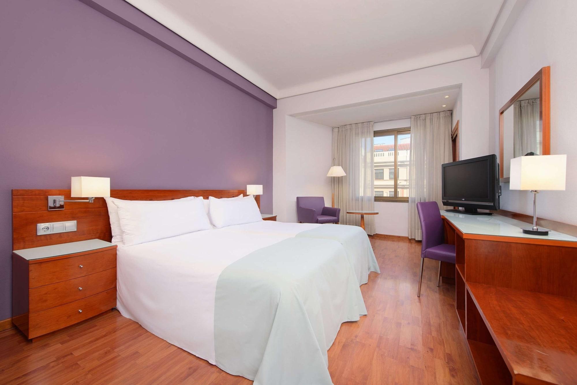 Hotel Madrid Centro, Affiliated By Melia Екстер'єр фото