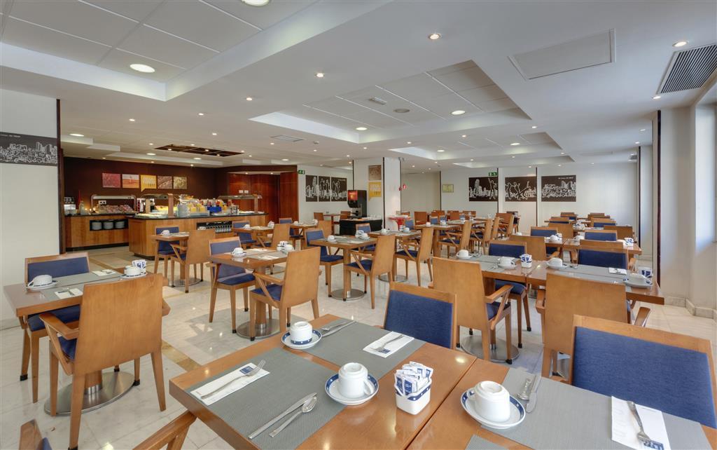 Hotel Madrid Centro, Affiliated By Melia Ресторан фото