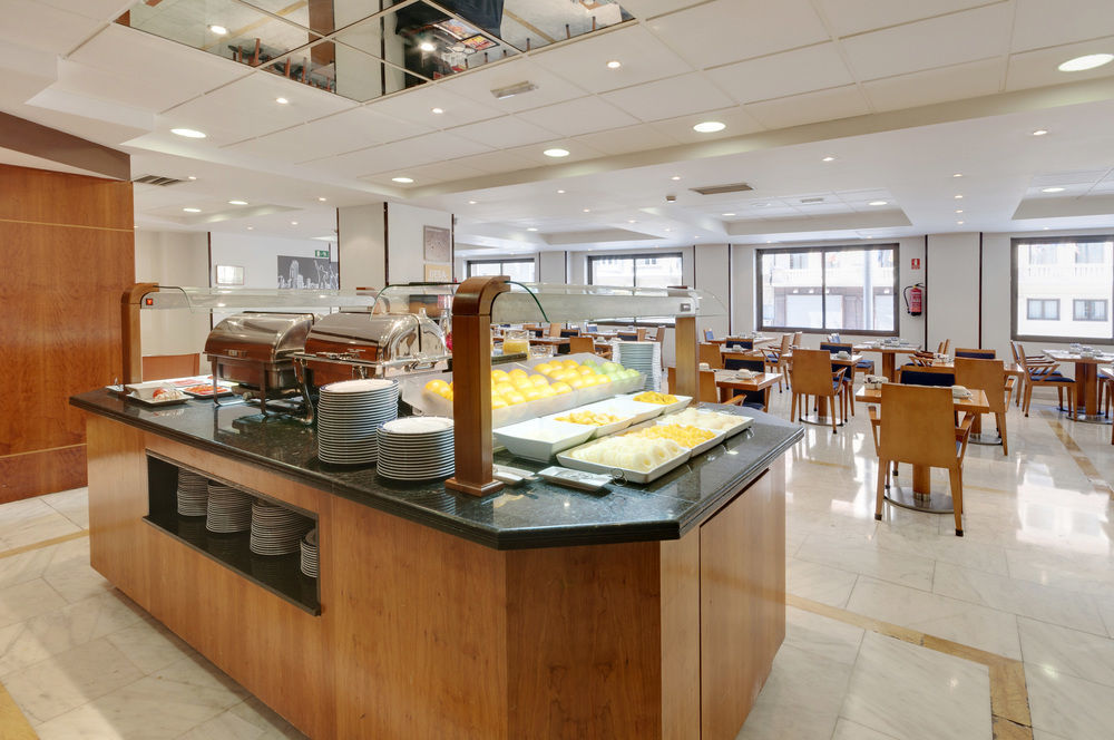 Hotel Madrid Centro, Affiliated By Melia Екстер'єр фото
