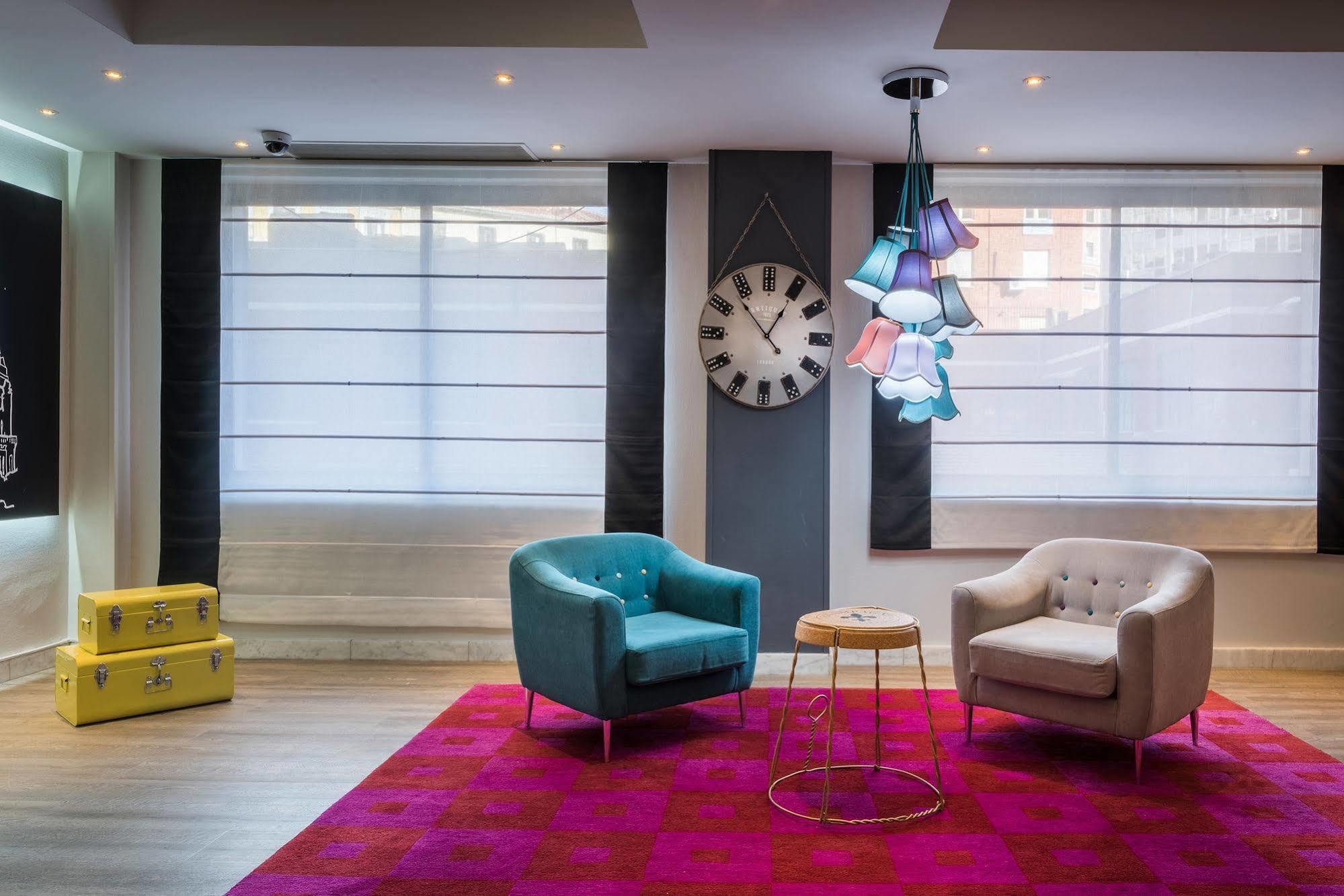 Hotel Madrid Centro, Affiliated By Melia Екстер'єр фото
